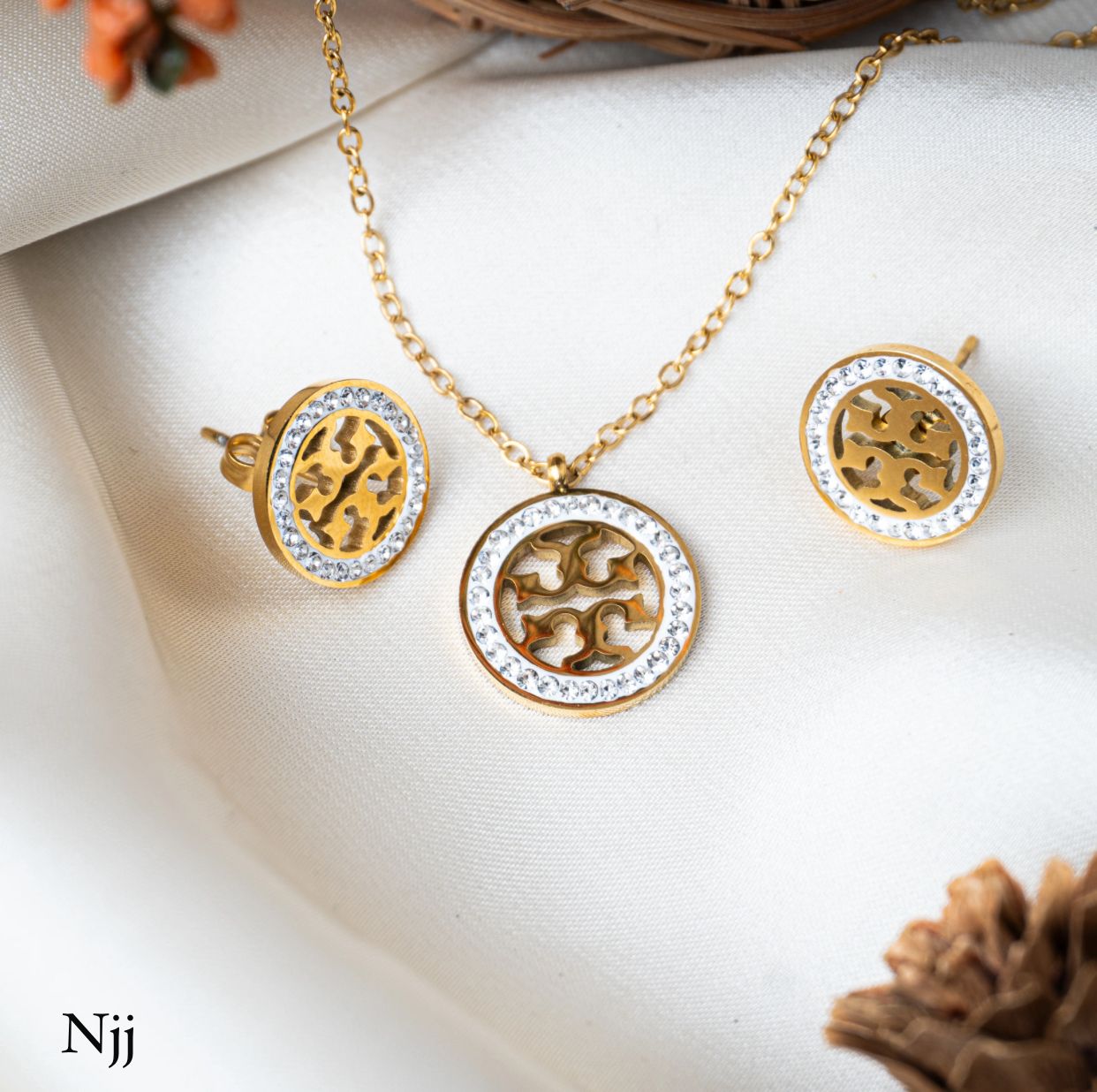 Pendant Set