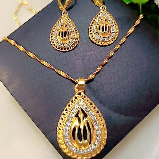 Islamic Calligraphic Pendant Set